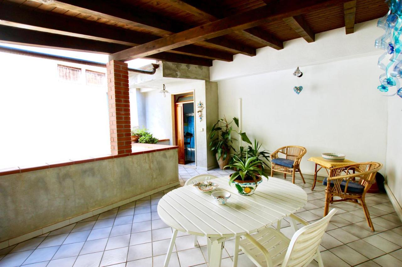 Le Case Del Borgo - Perla Capo dʼOrlando Exterior foto